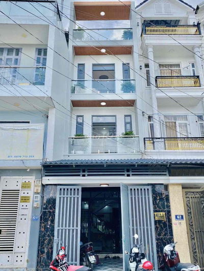Bán nhà mặt tiền thạnh xuân 43 đúc 2 lầu sân thượng