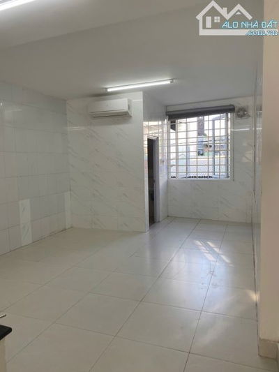 SỤP HẦM CĂN NHÀ ĐẸP MẶT TIỀN NGÔ QUYỀN KẸP KIỆT-KINH DOANH ĐỈNH-NHÀ XÂY CỰC KỲ KIÊN CỐ