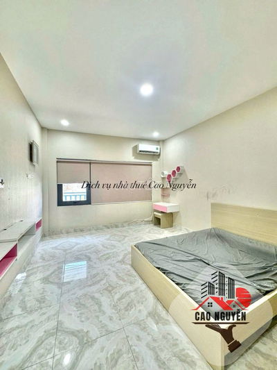 Nhà 4 tầng 3 phòng ngủ Đường Chiến Lược (Nội thất cơ bản)