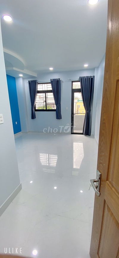 Cho thuê phòng có gác, bancol máy lạnh giá: 3.5tr