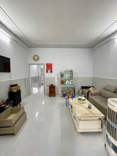 Nhà trệt lầu 3PN hẻm đường Tầm Vu chỉ 5 triệu