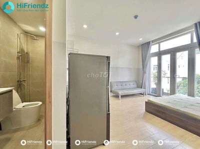 Cho thuê căn hộ ban công ngay Liên Phường Có máy giặt riêng