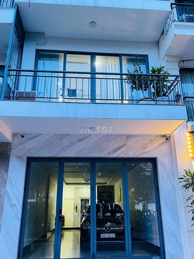 Mặt Phố 2Mặt Tiền F361 An Dương 80m 5T Thang Máy 8Ngủ ÔTô Để Trong Nhà