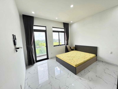Căn hộ Ban công full nội thất gần đại học Bách Khoa Quận 10