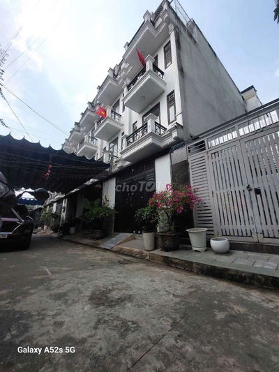 Nhà 1/ sông Vàm Thuật ngay KDL Bến Xưa, quận 12 giáp Gò Vấp, 3 lầu
