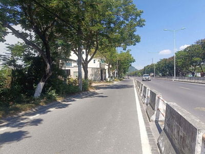 Cần bán lô đất mặt đường đại lộ Nguyễn Tất Thành, xã Phước Đồng,