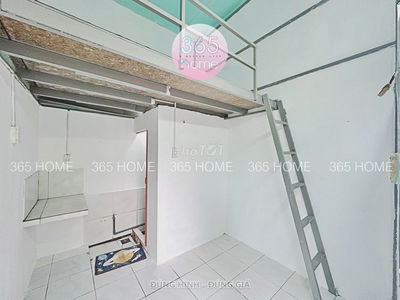 Phòng Gác Trệt Máy Lạnh Gần Siêu Thị Lotte Quận 7