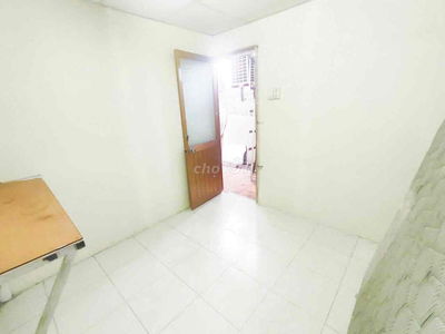 Phòng trọ 20m2 tại Đường Cộng Hoà, Phường 13