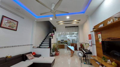 Nhà nguyên căn 150m2 4PN đường 40 Phường Hiệp Bình. Chính chủ