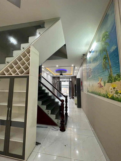 Mặt Tiền(4x23m) ĐS5-BHH 2Lầu 4PN 3VS sẳn máy lạnh