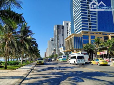 CỰC PHẨM SÁT BIỂN MỸ KHÊ, PHẠM VĂN ĐỒNG – SƠN TRÀ – 2,5 TẦNG MẶT PHỐ 7,5M – GIÁ CỰC TỐT