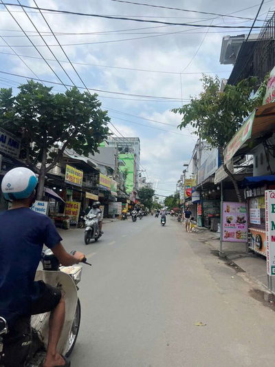 CHO THUÊ MTKD CÓ THANG MÁY, DT: 5X20, 1TR 1HẦM, 4LẦU, GIÁ 50TR