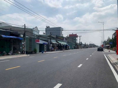 Bán nhà HXH ,80 m2, 2 tầng, cách 20m ra đường 16m , gần chợ Búng 3ty2