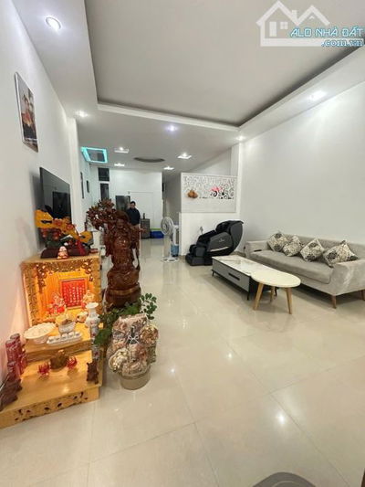 Cần bán nhà Nguyễn Phước Nguyên, dt 90m2. Chỉ 3 tỷ