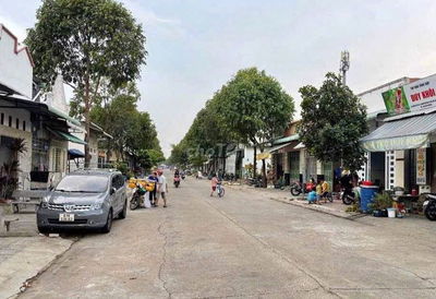 Ngân hàng thanh lý dãy trọ 420m2 - 25 phòng KCN Tân Tạo  giá 930 triệu