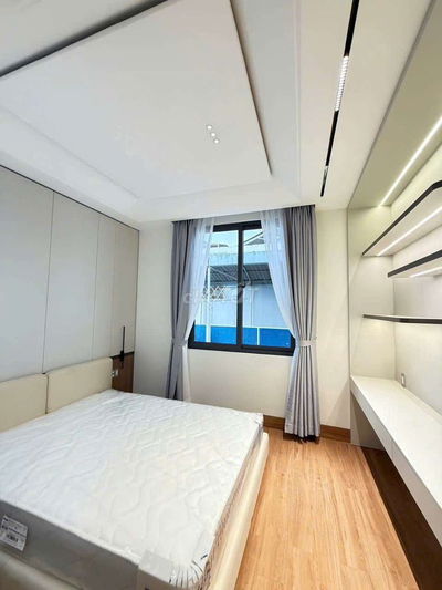 Bán nhà tặng đất 81m2 9tr/th 80tr/m2 Trần xuân soạn quận 7 giá hơn 6ty
