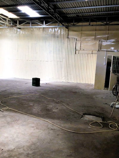 cho thuê kho nhà xưởng 300m2 đường Ụ Ghe phường Tam Phú hẻm xe hơi