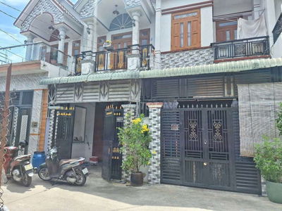 Nhà phố 71m có 3 phòng ngủ gần ngã tư Chiêu Liêu Tp. Dĩ An