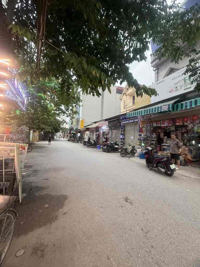 NHÀ MẶT TIỀN-Ô TÔ ĐỖ-KINH DOANH ĐỈNH-ĐỦ TIỆN ÍCH CÔNG CỘNG