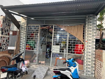 Nhà gần khu Tây Sông Hậu