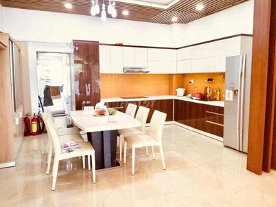 CHO THUÊ NHÀ ĐẸP 3,5 TẦNG MT AN DƯƠNG VƯƠNG