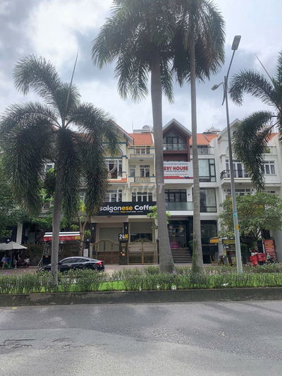 Cho Thuê Nhà 150m2 4 Lầu Mặt Tiền Đường D1 KDC HimLam P.Tân Hưng Q7