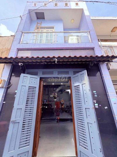 Bán nhà Vườn Lài, Chỉ 4tỷ75 TL, 40m2, 2 tầng, Sát hẻm ô tô, Kế CVien