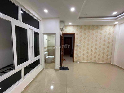 Phòng trọ 28m² gần Quốc Lộ 13 Mới – Máy lạnh, máy giặt, giá chỉ 2tr5 t