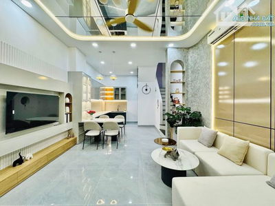 Bán căn nhà 1 trệt 1 lầu ngay Tây Thạnh, Tân Phú. Giá: 2 tỷ 300 triệu/ 62m2, sổ riêng