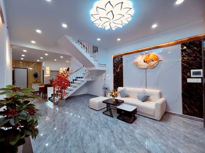 BÁN NHÀ GÒ VẤP - QUANG TRUNG P10 - 2 TẦNG 70M2 - 4 Tỉ  - GẦN TÂN BÌNH