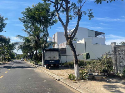 bán 2 lô Kim Đồng đường 7m5 sạch đẹp