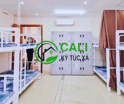 KTX giá rẻ Quận 10 (gần Công Viên Lê Thị Riêng)