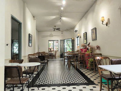 Cho Thuê Biệt Thự Quận 3  Ngang 9m DTSD 700m2 Đường Lê Văn Sỹ