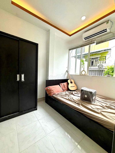 Thuê Căn Hộ 2PN Ban Công Phan Văn Hân Gần Đại Học Thuỷ Lợi Giáp Quận 1