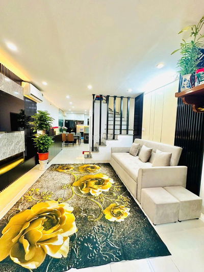 NHÀ ĐẸP PHỐ VĨNH HƯNG Ô TÔ ĐỖ CỬA TẶNG NỘI THẤT 38m* 2TẦNG GIÁ 2,68 TỶ