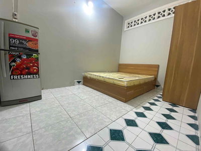 🛏 CHO THUÊ PHÒNG FULL NỘI THẤT – MÁY LẠNH – BAN CÔNG THOÁNG