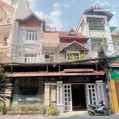Cho thuê nhà MT 8 Nguyễn Văn Mại, Tân Bình, DT: 12x12, DTSD: 400m2, 3 Tầng