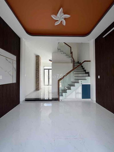 HIẾM! NHÀ 3 TẦNG MỚI 4PN- HXH TRÁNH- HÀNG XÓM VINHOMES Q9- CHỈ 5.09 TY