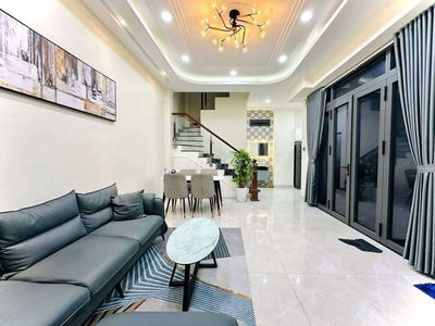 18 tỷ sở hữu căn MT Ngay Thạch Thị Thanh P.Tân Định Q.1