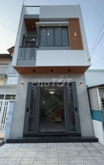💥 Si.êu Ph.ẩm Nhà 2 tầng đẹp hết nước chấm. Ngay KCN Nam Tân Uyên