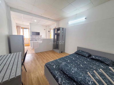 HÌNH THẬT GIÁ THẬT- PHÒNG TRỌ 30M2 Đ.BÀN CỜ NGAY CHỢ BÀN CỜ,VƯỜN CHUỐI