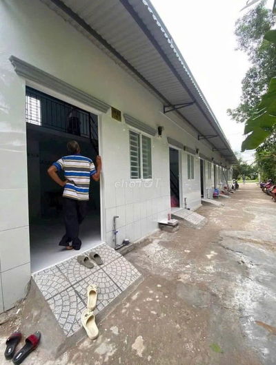 DÃY TRỌ TTCC (6,23X37) GỒM 6 PHÒNG 1 KIOT CHO THUÊ THU NHẬP 20TR/THÁNG