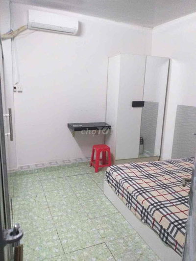 Phòng trọ đủ nội thất giá rẻ gần chợ Tân Bình, ĐH Văn Hiến,