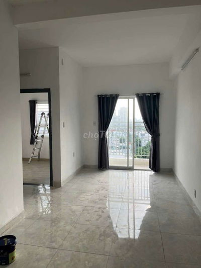 Căn hộ BLUE SKY, 2phòng ngủ, 2toilet, nhà rất đẹp, giá rẻ, có hồ bơi
