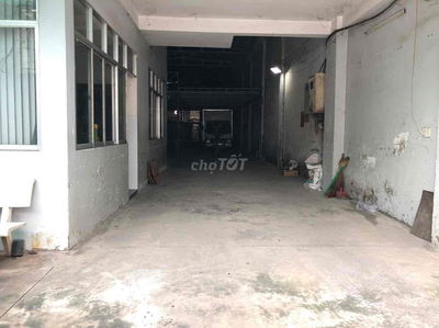 Chính chủ bán 550m2 nhà xưởng VP, hẻm xe tải lớn sát khu Tên Lửa .