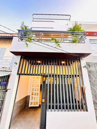 Nhà Đẹp Full Nội Thất 3PN 3WC Gần Uỷ Ban Phường Thạnh Xuân