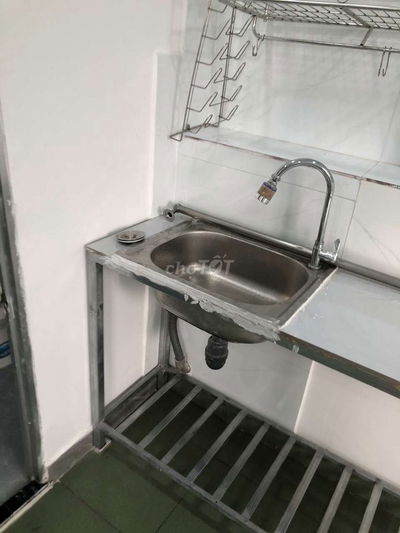 Cho thuê phòng trọ 16m² có máy lạnh, ban côg Lê Đức Thọ