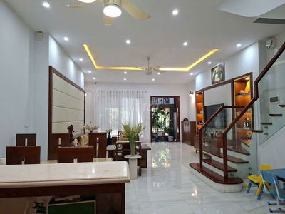 Bán liền kề Foresa Xuân Phương- 90m- 6 tầng- MT 6m- hoàn thiện đẹp
