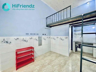Trống Phòng Có Gác - Tầng Trệt - Sẵn Máy Lạnh Cuối Đường Nguyễn Sơn