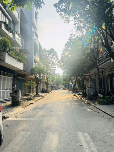 BÁN NHÀ TÂN TRIỀU